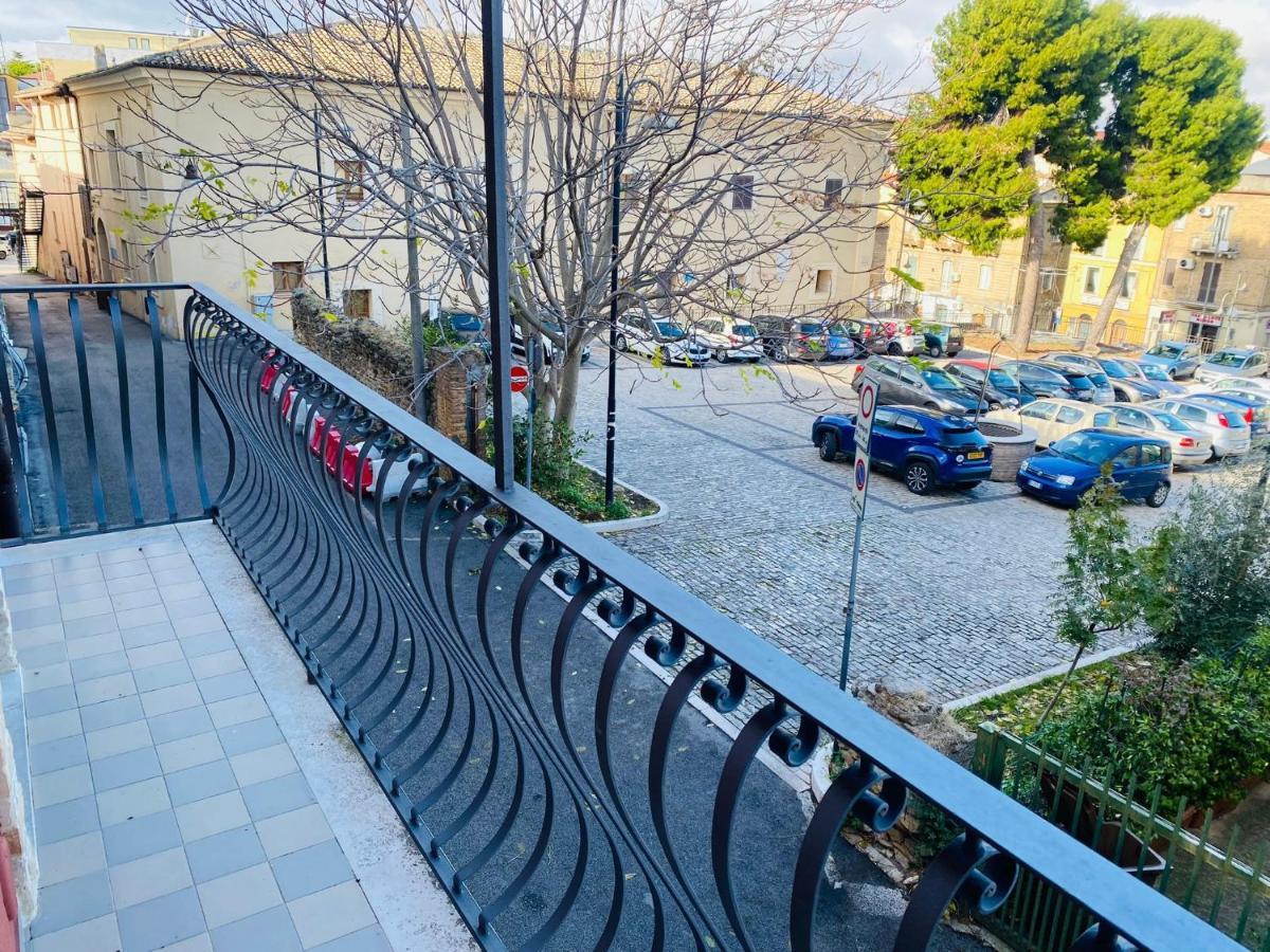 Residenza In Piazzetta Hotel Васто Екстериор снимка